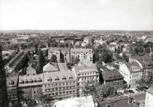 Dresden-Neustadt. Blick vom Turm der Dreikönigskirche über die Königstraße gegen den Neustädter Bahnhof nach Nordwesten