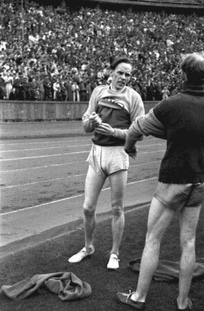 Berlin: Olympiastadion; Läufer nach dem Rennen
