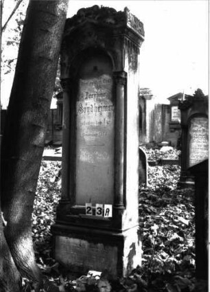 Grabstein B I C/2/3A