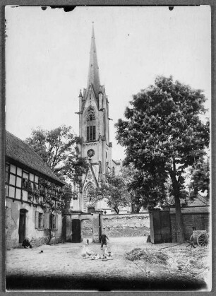 An der Kirche in Wachau (Markkleeberg)