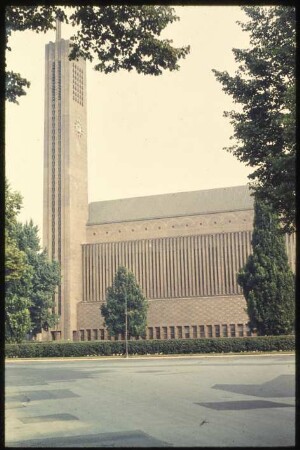 Kirche am Hohenzollernplatz