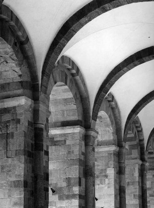 Speyer. Dom Sankt Maria und Sankt Stephan (1027 gegründet). Gewölbe