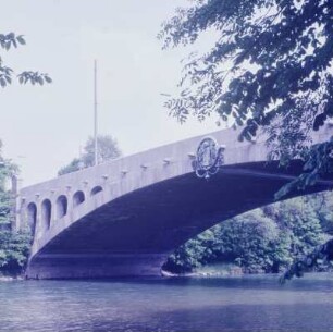 Max-Joseph-Brücke ü. d. Isar in München