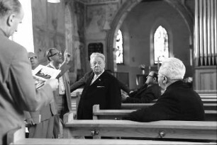 Blansingen: Gruppe: Prof. Ginter, Regierungsbaudirektor Ehrlich, Dichtel; in der Kirche
