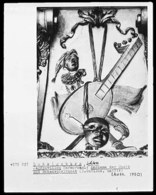 Putti und Attribute der freien Künste
