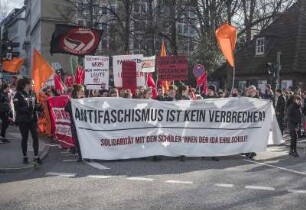 Hamburg, Pferdemarkt, Schanzenviertel, St. Pauli. 24.03.2019. Schüler der Ida-Ehre Schule dmonstrieren gegen Bespitzelung durch die AFD. Di Rechtspartei hatte Schüler aufgefordert, kritische Lehrer zu melden