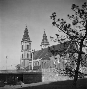 Katholische Kirche der Jungfrau Maria, Budapešť, Ungarn