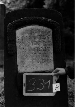 Grabstein 331 [Nir S. 197 Nr. 18.01]: Grabstein 331A [Nir S. 197 Nr. 18.01]