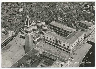 Venedig: Luftaufnahme mit San Marco und Dogenpalast, gelaufene Postkarte 1951