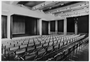 Bauhaus Dessau, erbaut 1926, Aula