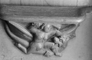 Siebte Miserikordie von Osten: Nackte Frau mit einem Drachen kämpfend