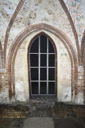 Könige des Alten Testaments, Propheten und Apostel unter Baldachinen — Fragmente zweier Propheten des Alten Testaments unter Baldachinen