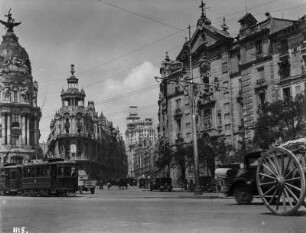 Die Gran Via : Blick auf die Straße Gran Via in Madrid