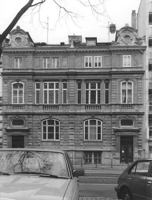 Frankfurt, Schweizer Straße 7, Schweizer Straße 9