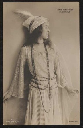 Grete Wiesenthal im orientalischen Kostüm aus der Pantomime "Sumurûn" (Friedrich Freksa) am Deutschen Theater