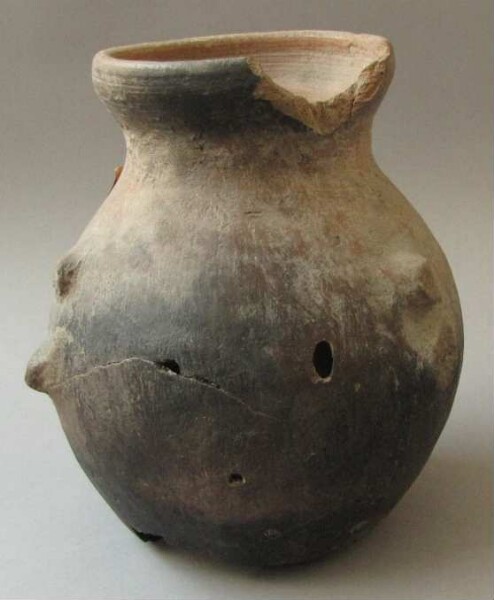 Clay vessel