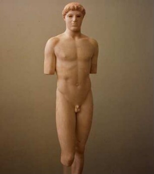 Athen. Akropolis-Museum. Kritiosknabe, Siegervotiv, kurz vor 480 v. Chr. Parischer Marmor, 86 cm