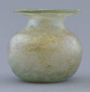 Grünes Balsamgefäß aus Glas