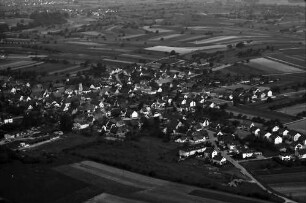 Freiburg: Hochdorf, Ortskern, östlich
