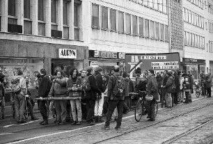 Freiburg im Breisgau: Demo gegen den Bau der B 31 Ost
