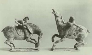Chinesische Plastik (Keramik), Reiterfiguren