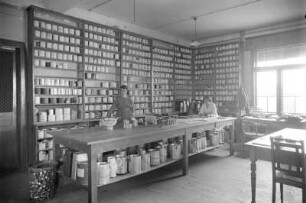 Laborraum III : Brockwitz. Carl Tiedemann Chemische Werke Brockwitz. Laborraum III