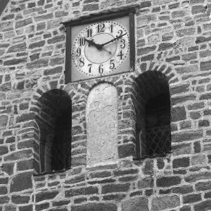 Ev. Kirche; Meinhard, Lindenanger 6, Lindenanger