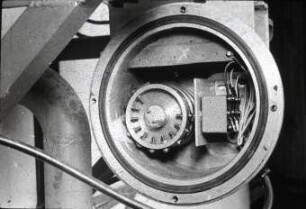 Betätigungseinrichtung für automatische Futterverteilung