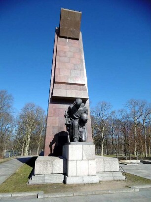 Berlin: Sowjetisches Ehrenmal im Treptower Park