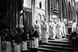 Freiburg: 25-jähriges Priesterjubiläum Erzbischof Oskar Saier, Pontifikalamt im Münster
