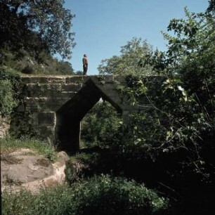 Elévtherna. Antike Brücke.