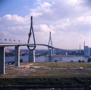 Hamburg, Köhlbrandbrücke : Hamburg. Eröffnung der Köhlbrandbrücke