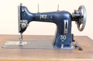 Haushaltsnähmaschine Pfaff Modell 30 / 31