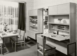 Ausstellungskoje mit Wohnzimmermöbeln