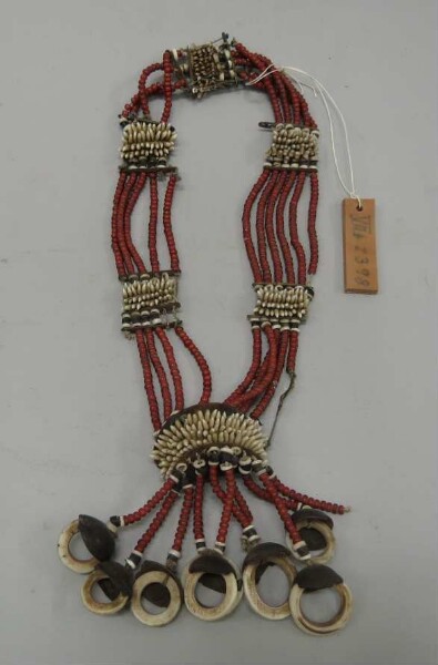 Neck jewellery