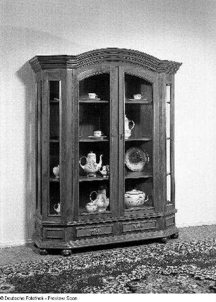 Vitrinenschrank Danziger Barock