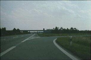 Ausfahrt West von Hauptfahrbahn West (Karlsruhe Richtung Basel)
