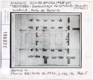Madrid: Königspalast, Ehrenstiege, Entwurf von Vanvitelli, oberes Geschoss, Grundriss
