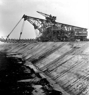 Eimerkettenbagger im VEB Braunkohlenwerk Mulde-Nord Gräfenhainichen, Tagebau Muldenstein