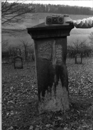 Grabstein 306