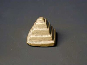 Stufenpyramide