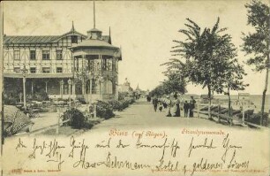 Binz (auf Rügen). Strandpromenade.