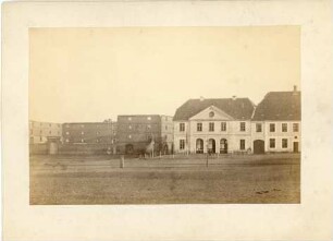 Paradeplatz mit Hauptwache und Provianthaus