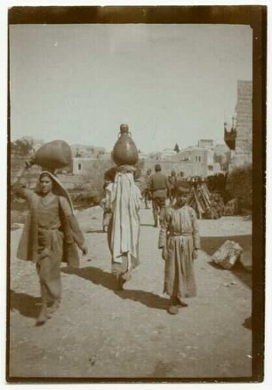 In 'ain Karim [En Karim]