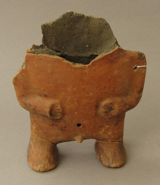 Figurine en argile (fragment)