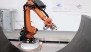 Roboteranlage zur Produktion von kohlenstofffaserverstärktem Kunststoff