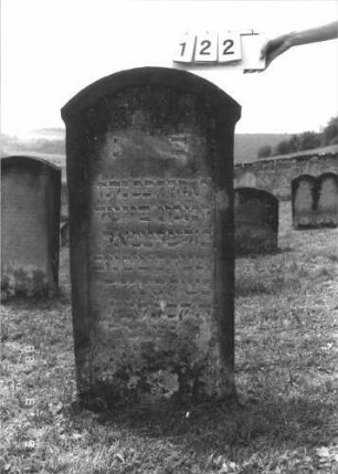 Grabstein 122