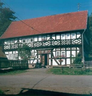 Ilbeshausen. Teufelsmühle (1691; H. Muth). Straßenansicht