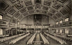 Grosser Saal mit "Kino"