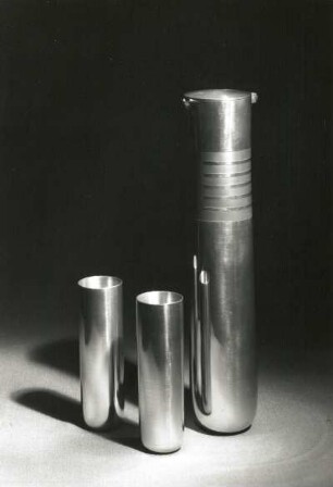 Kanne mit zwei Bechern : Kanne mit zwei Bechern (1987; R. Nestler)